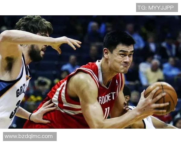 姚明素描视频分享：艺术与篮球的完美结合，感受巨人的魅力与才华